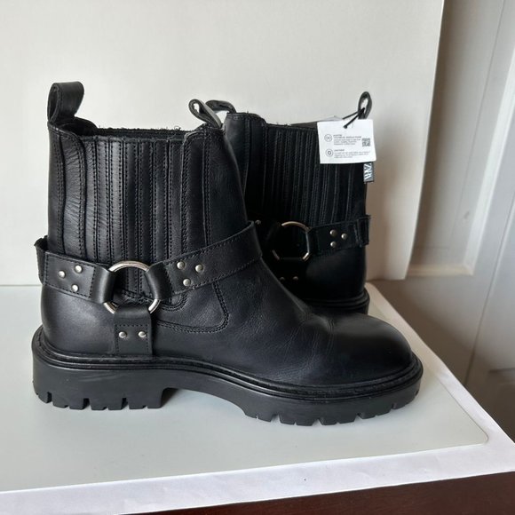 NWT ZARA BLACK LEATHER MOTO COMBAT BOOTS EURO SIZE 39 - Picture 2 of 5